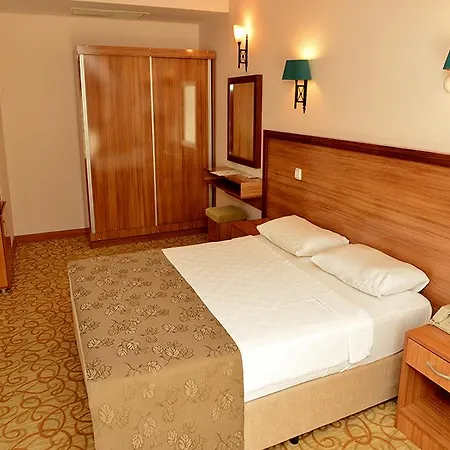 Nature And Hotel 5*